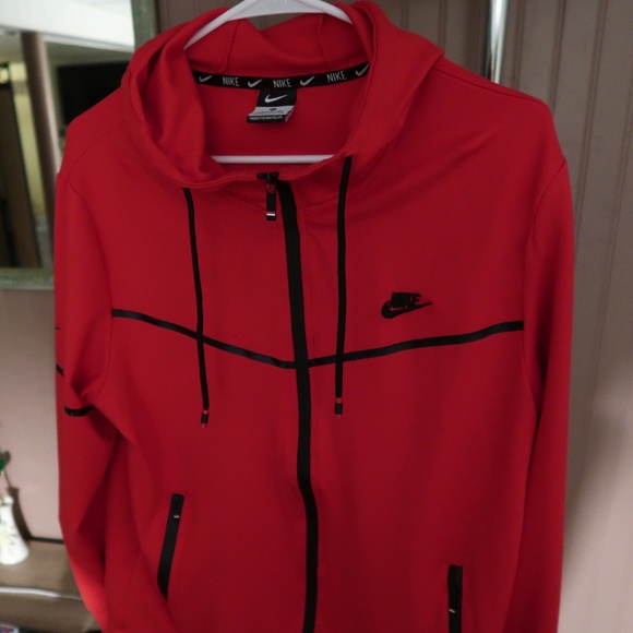 nike tracksuit mens xxl